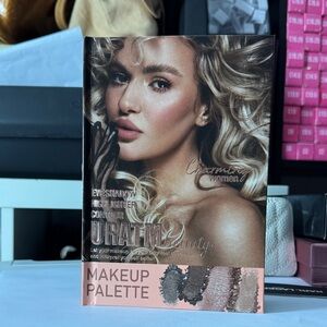 Uratm Beauty Makeup Palette Book- Charming Women Collection